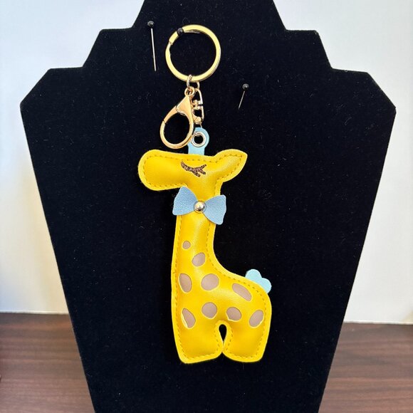 Bowknot Giraffe Key Chains Cute Bag Charm Personalized Animal Key Ring - Picture 1 of 8